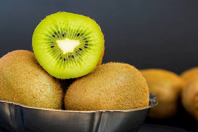 Kiwi - kalorie, kcal, ile waży