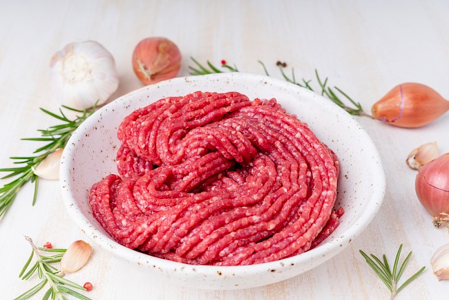 Mięso mielone wołowe - kalorie, kcal, ile waży