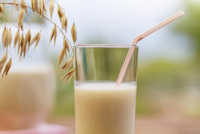 Mleko owsiane - kalorie, kcal, ile waży