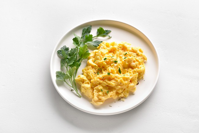 Jajecznica - kalorie, kcal, ile waży